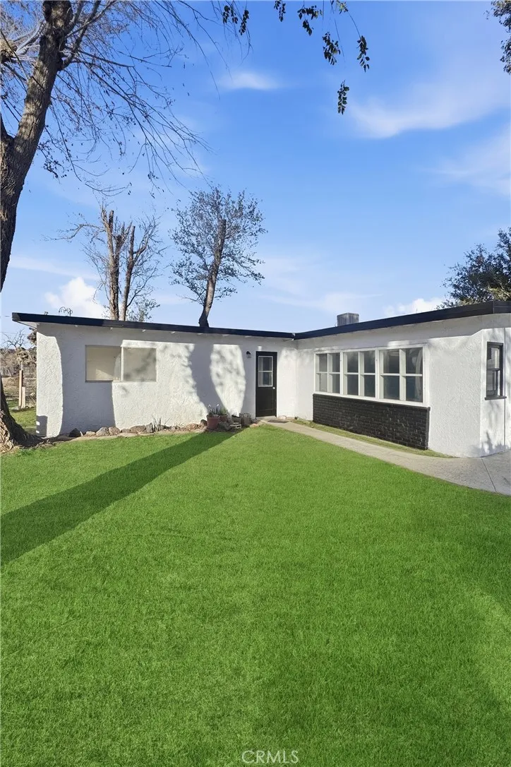 41809 22nd St W, Palmdale, California 93551 home-pic-36